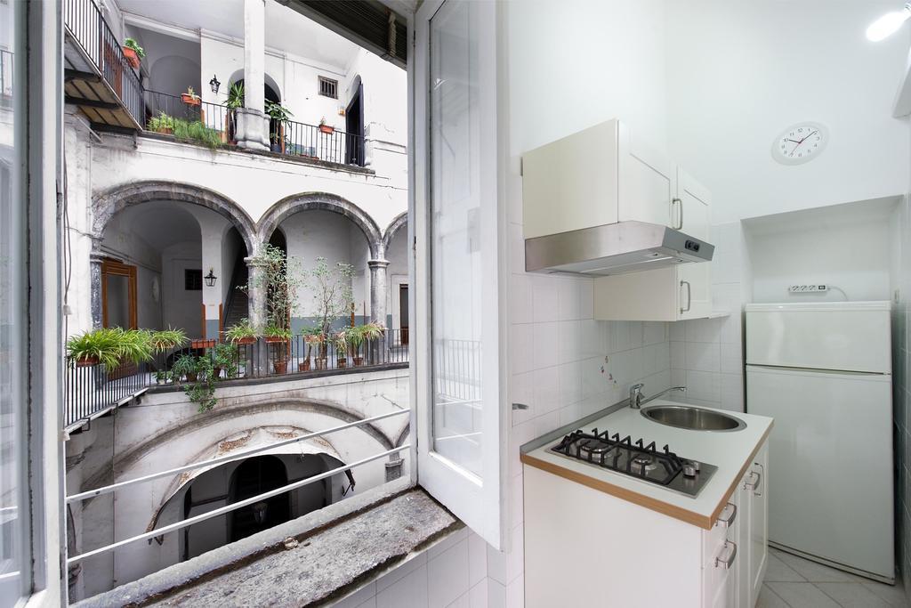 ナポリDomus Decumanaアパートメント 部屋 写真