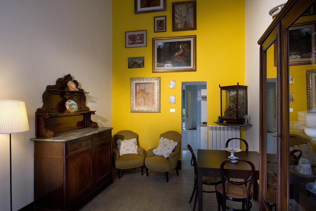 ナポリDomus Decumanaアパートメント 部屋 写真